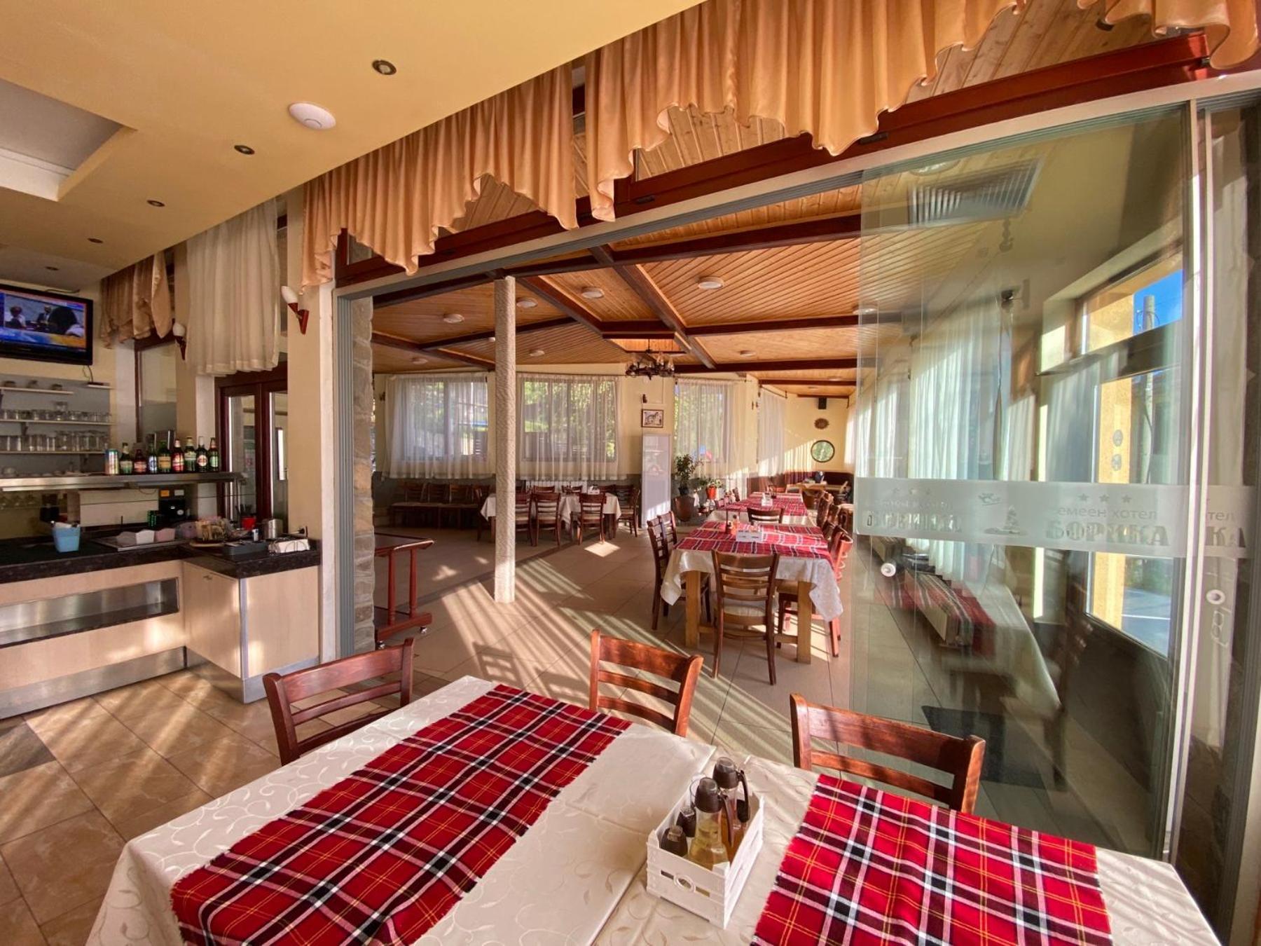Boryka Family Hotel Asikoria Zewnętrze zdjęcie